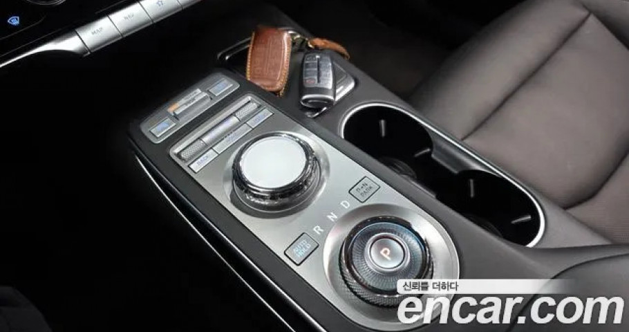 Genesis Gv70 