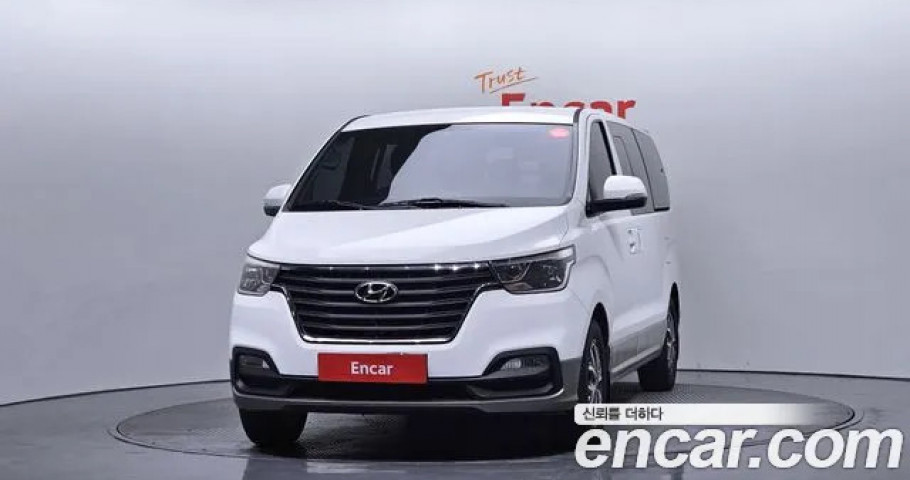 Hyundai Starex 