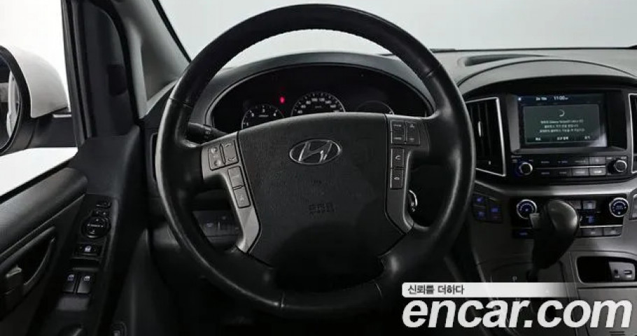 Hyundai Starex 