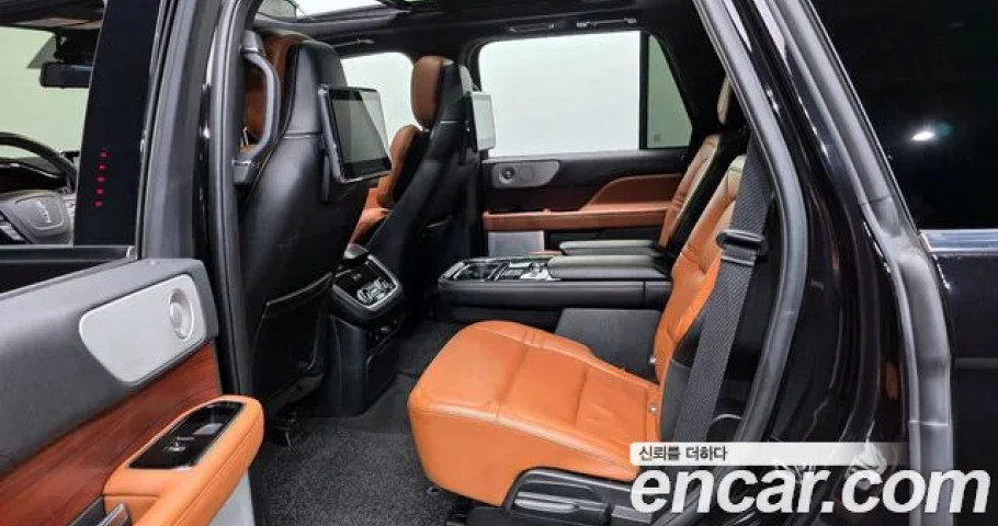 Lincoln Navigator 