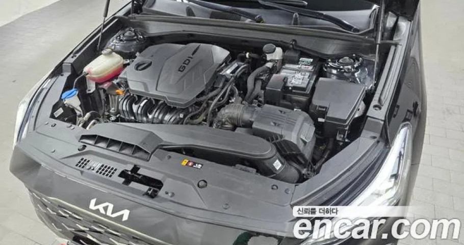 Kia K8 
