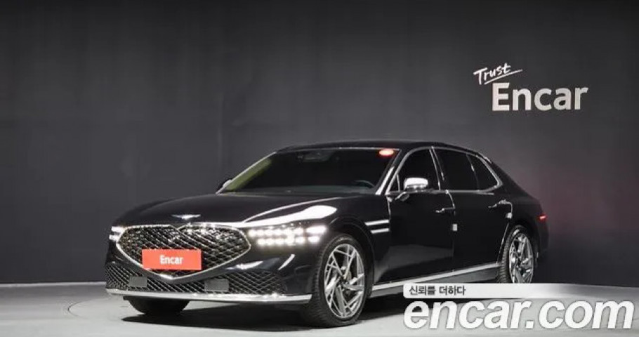 Genesis G90 
