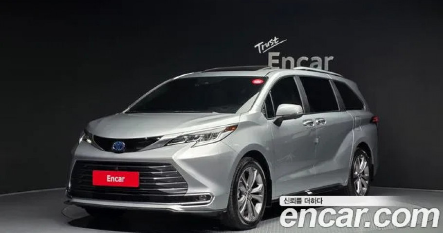 Toyota Sienna 