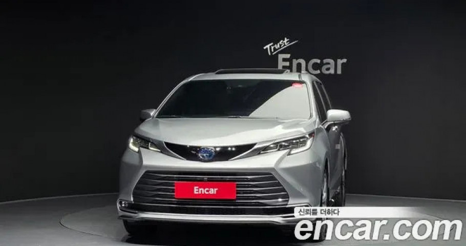 Toyota Sienna 
