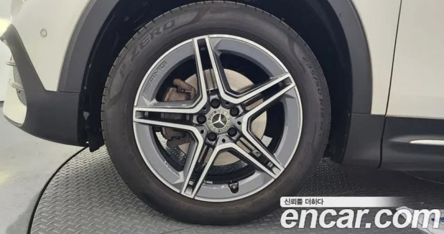 Mercedes-Benz Glb-Class 