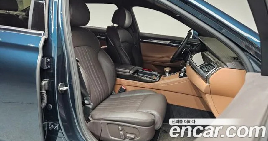 Genesis G90 