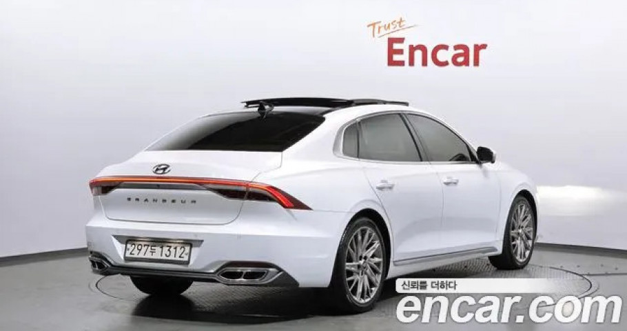 Hyundai Grandeur 