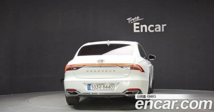 Hyundai Grandeur 