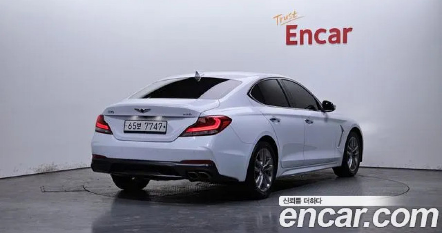 Genesis G70 