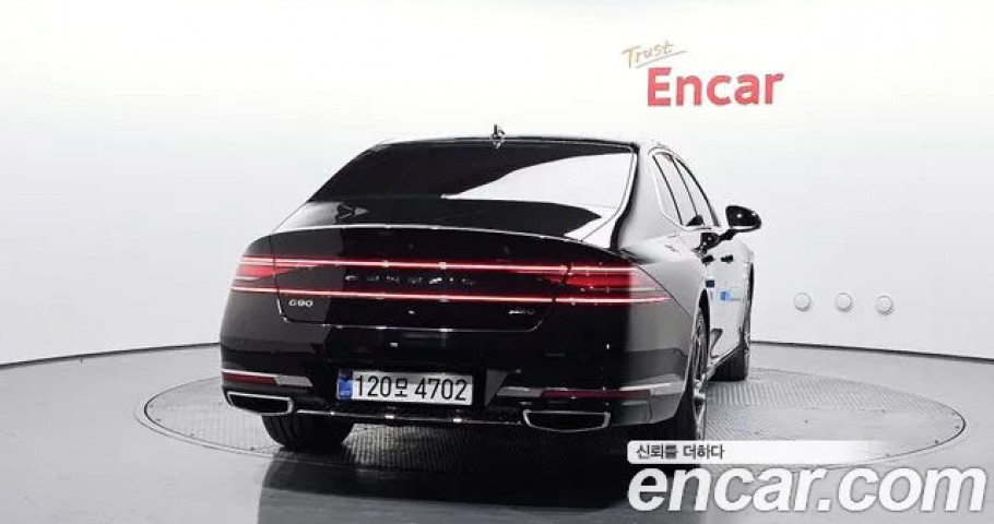 Genesis G90 