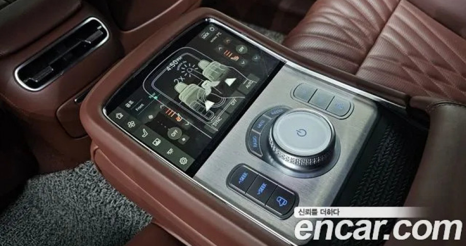 Genesis G90 