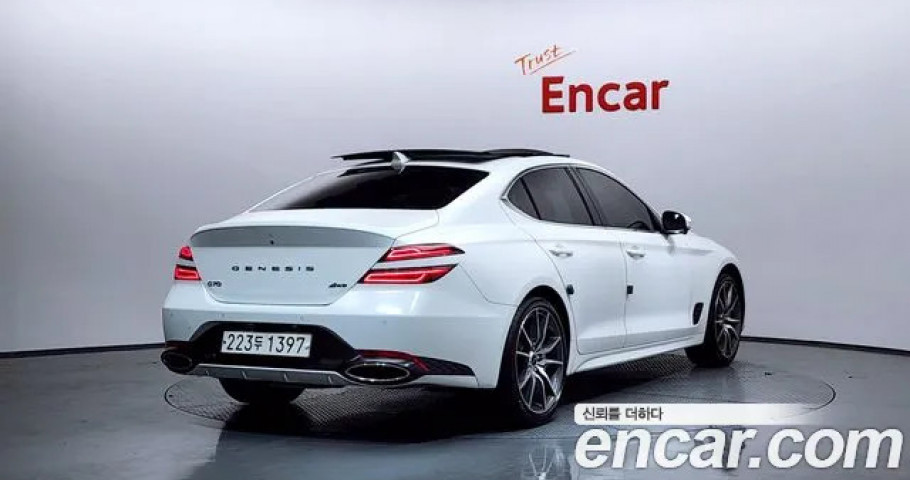 Genesis G70 