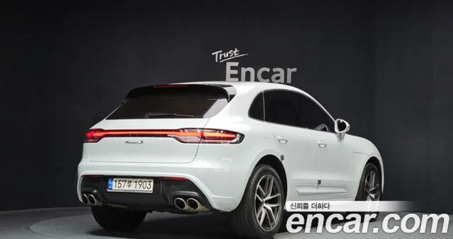 Porsche Macan 