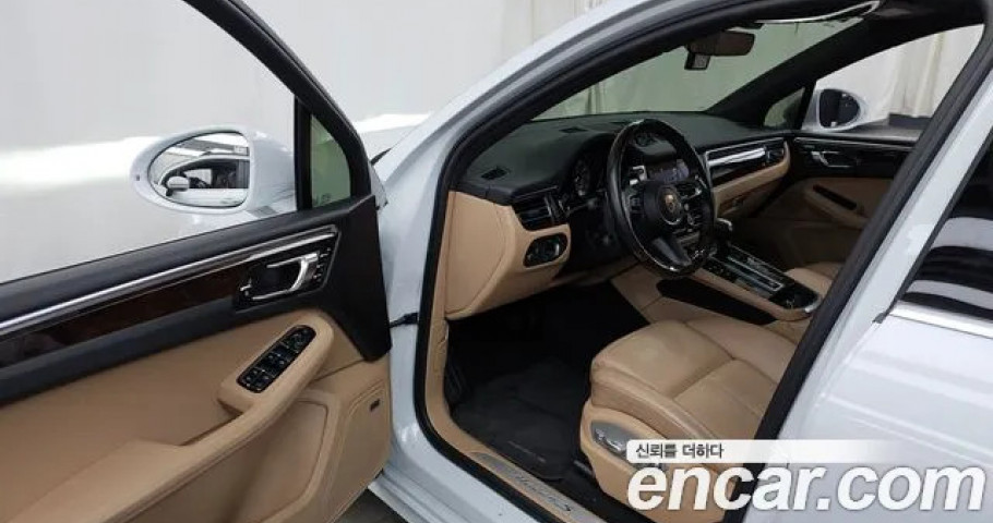 Porsche Macan 