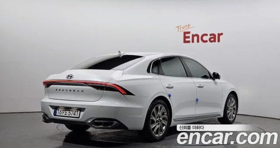 Hyundai Grandeur 