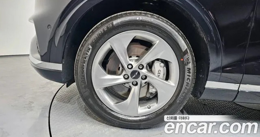 Genesis Gv70 
