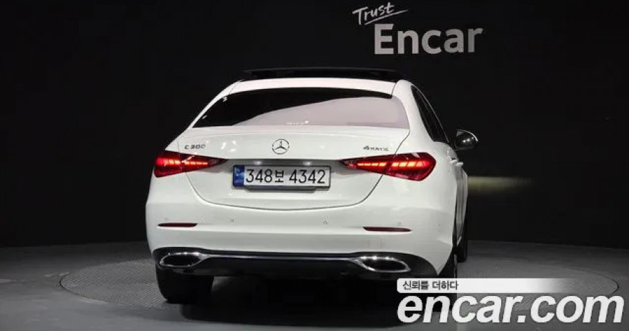 Mercedes-Benz C-Class 