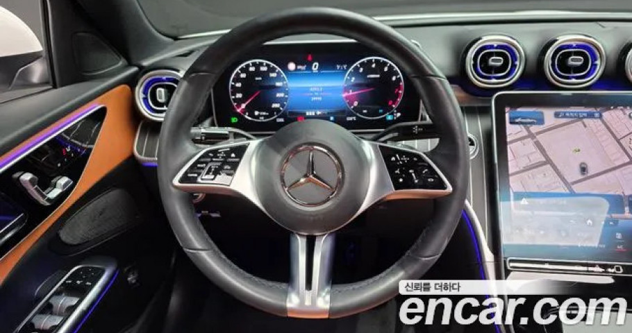 Mercedes-Benz C-Class 