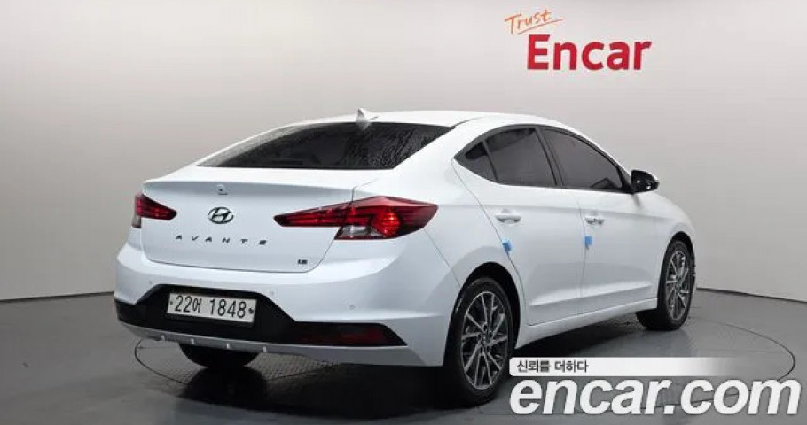 Hyundai Avante (Elantra) 