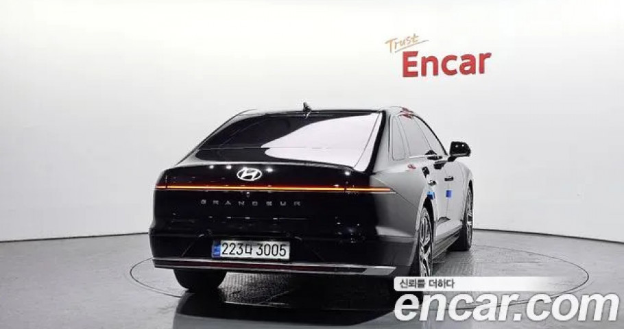 Hyundai Grandeur 