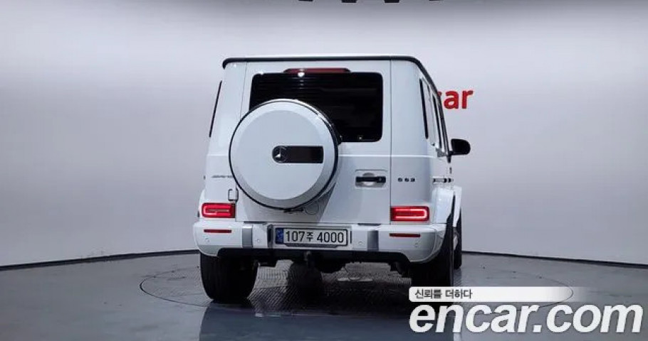 Mercedes-Benz G-Class 