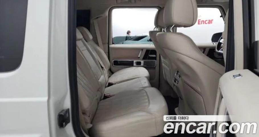 Mercedes-Benz G-Class 