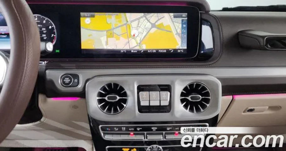 Mercedes-Benz G-Class 