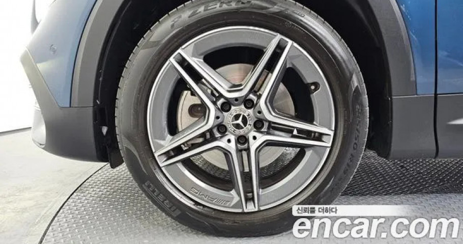 Mercedes-Benz Glb-Class 