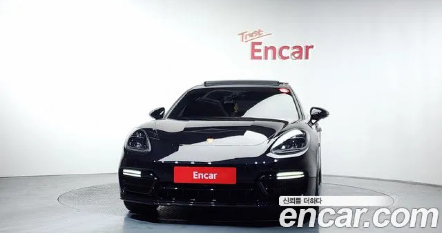 Porsche Panamera 