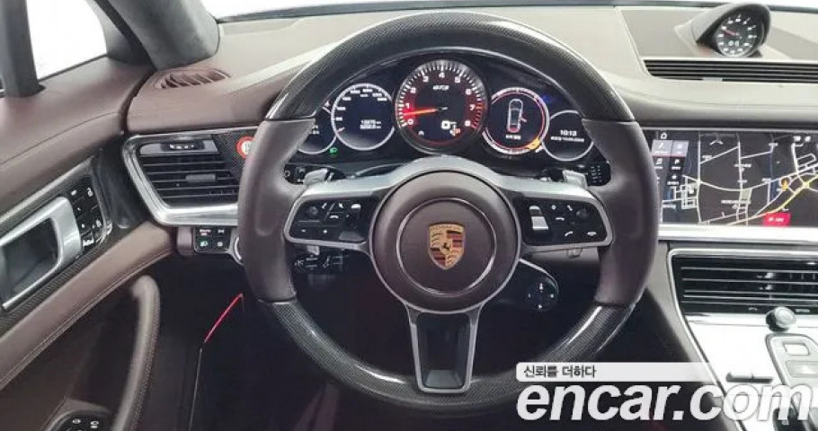 Porsche Panamera 