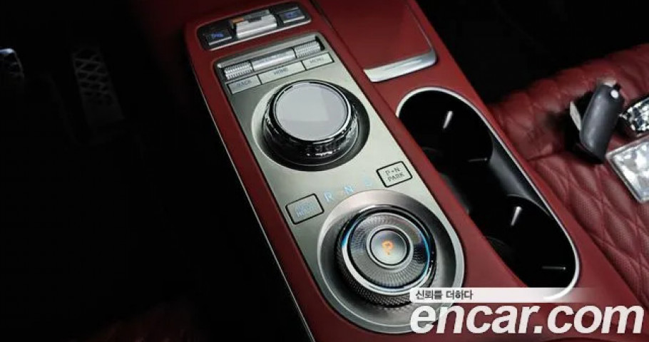 Genesis Gv70 