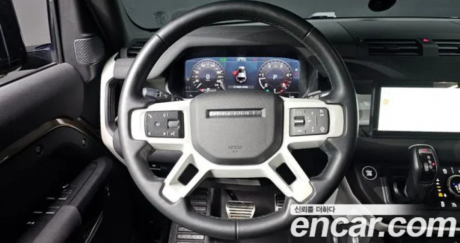 Land Rover Defender 