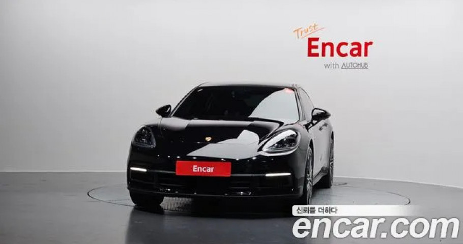 Porsche Panamera 