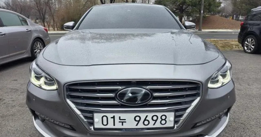 Hyundai Grandeur 