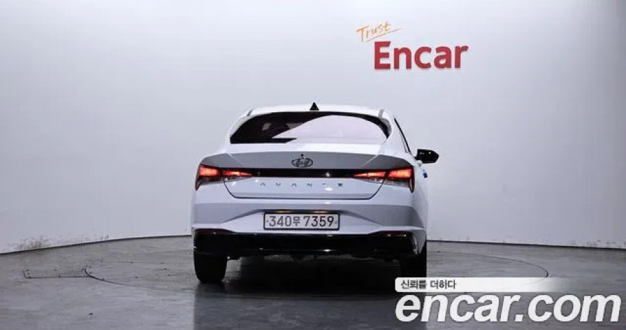 Hyundai Avante (Elantra) 