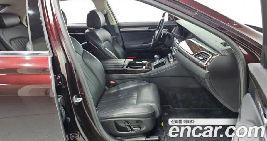 Genesis G90 