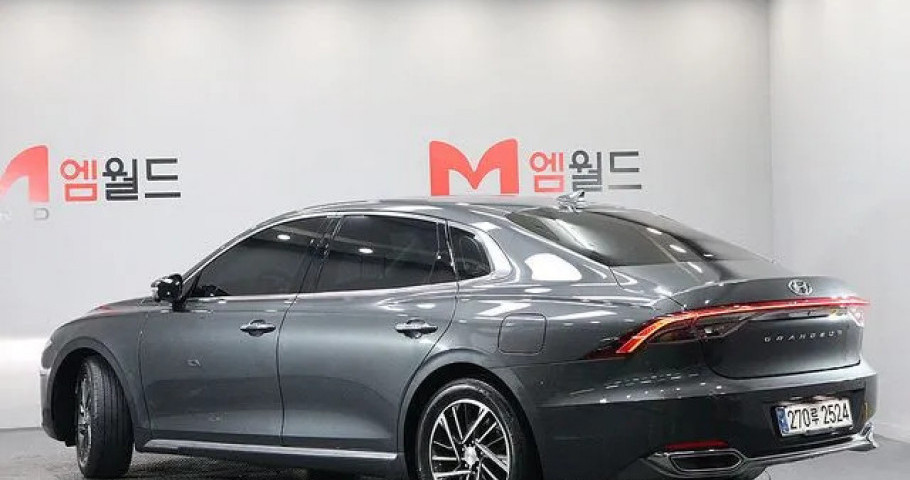 Hyundai Grandeur 