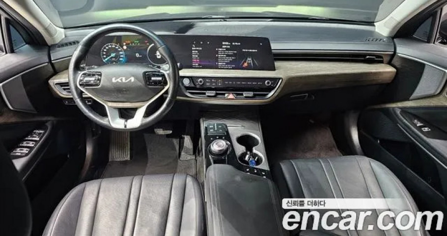 Kia K8 