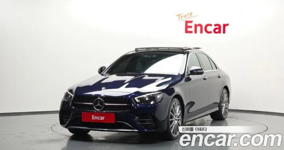 Mercedes-Benz E-Class 