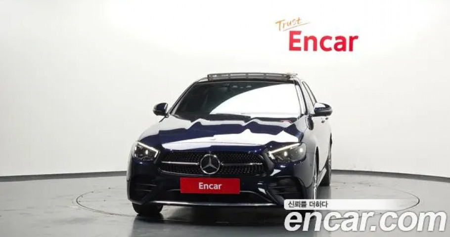 Mercedes-Benz E-Class 