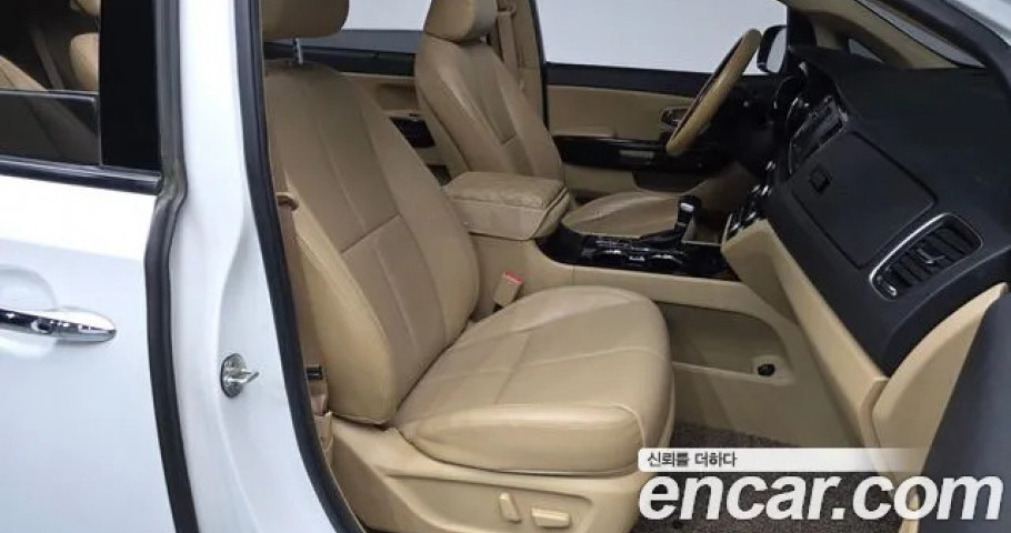 Kia Carnival 