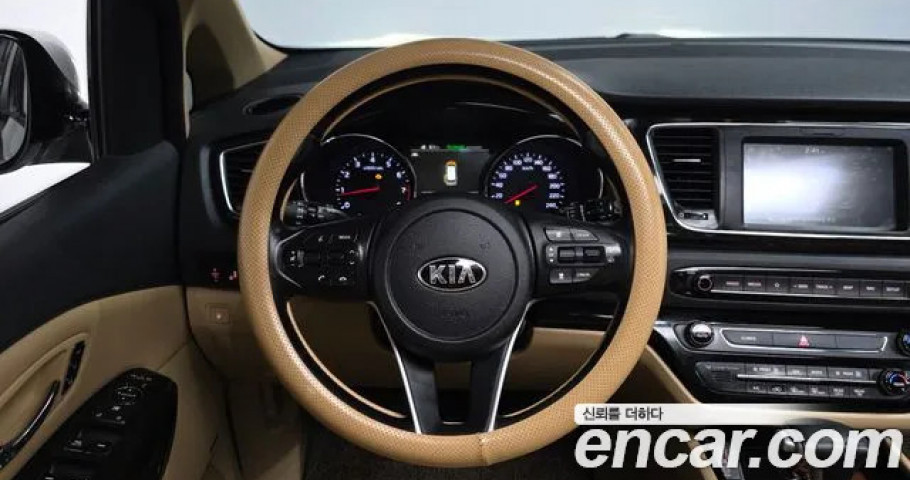 Kia Carnival 