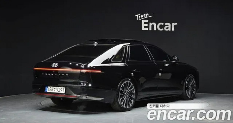 Hyundai Grandeur 
