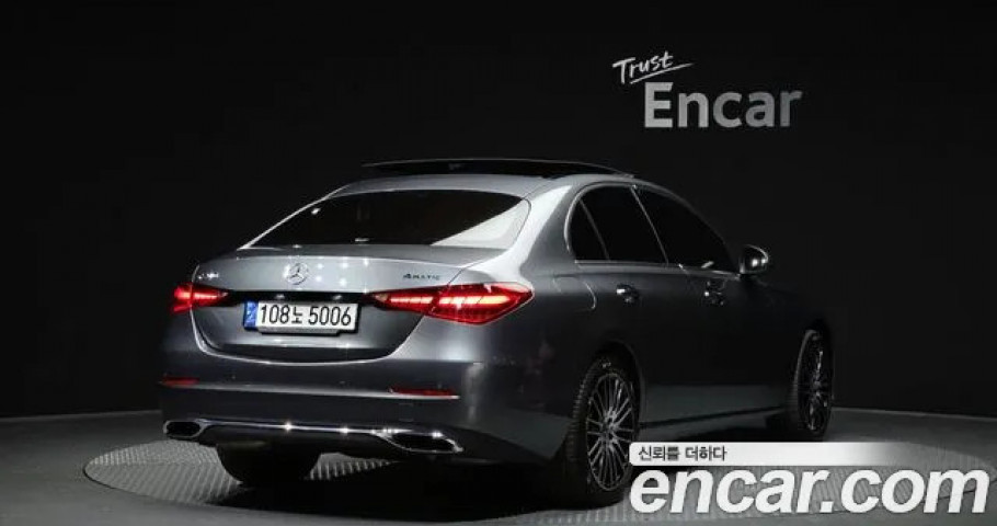 Mercedes-Benz C-Class 