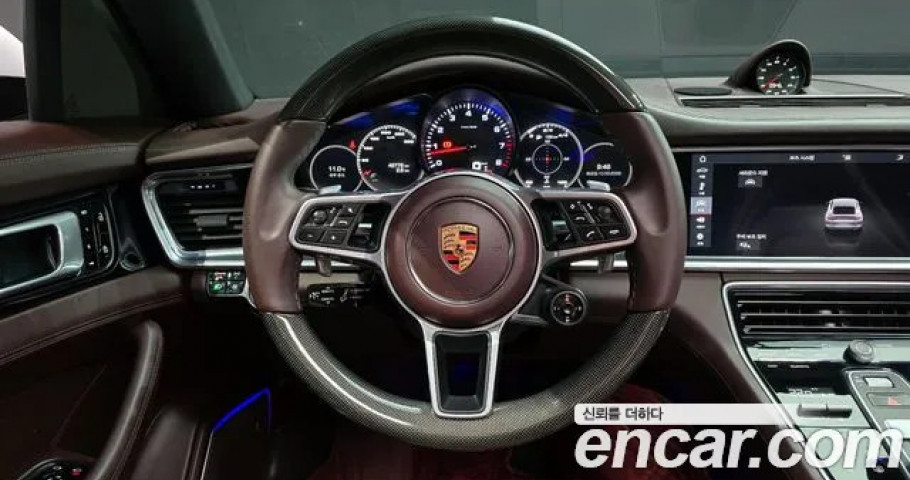 Porsche Panamera 
