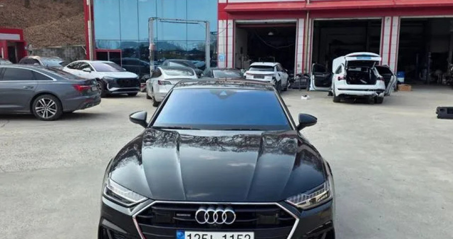 Audi A7 