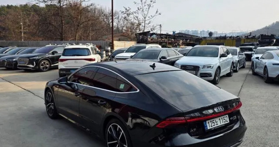 Audi A7 