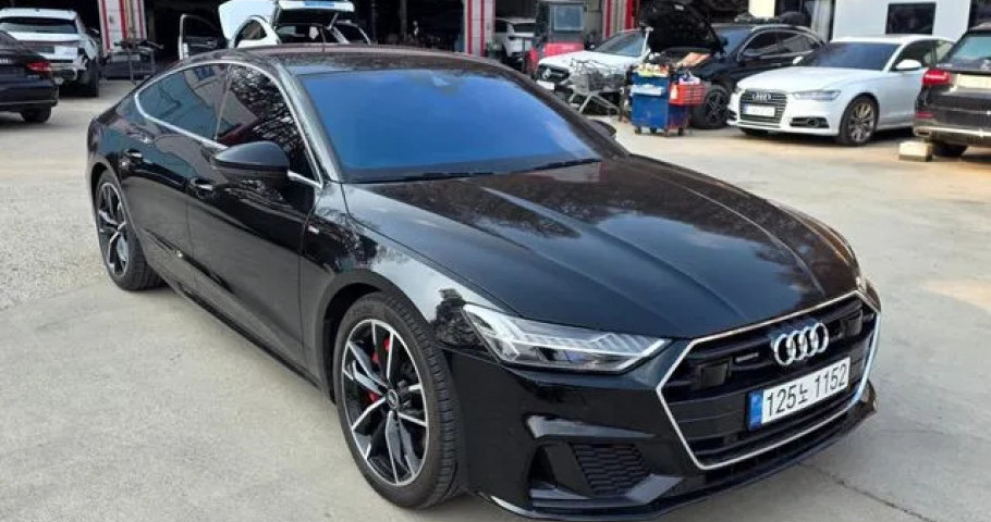 Audi A7 