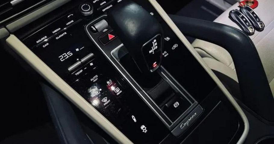 Porsche Cayenne 