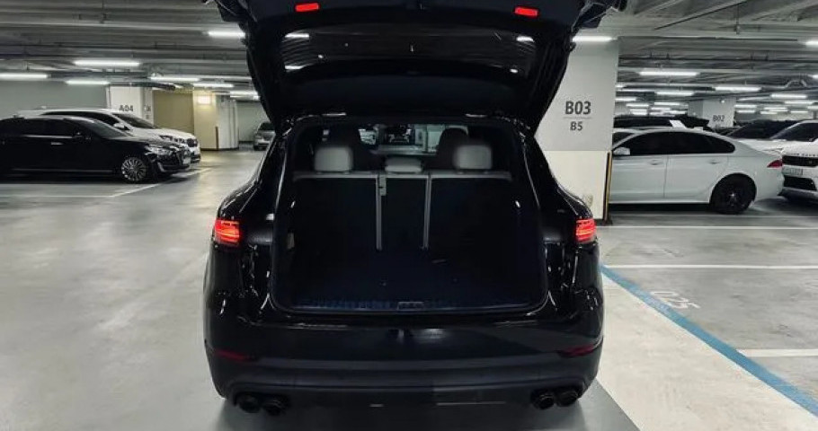 Porsche Cayenne 
